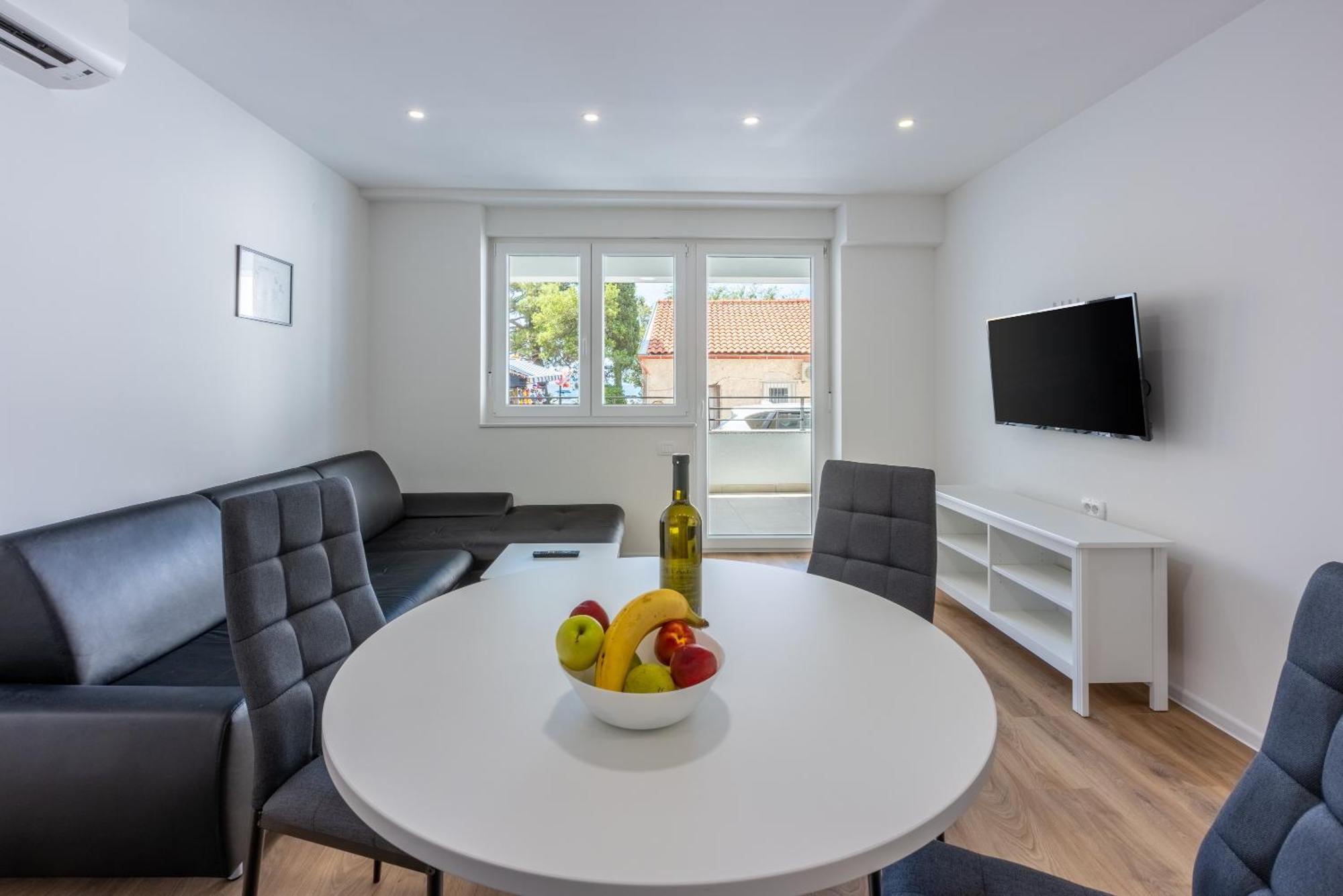 Luxury Apartments Lovorka 1 & 2**** Selce Exterior photo